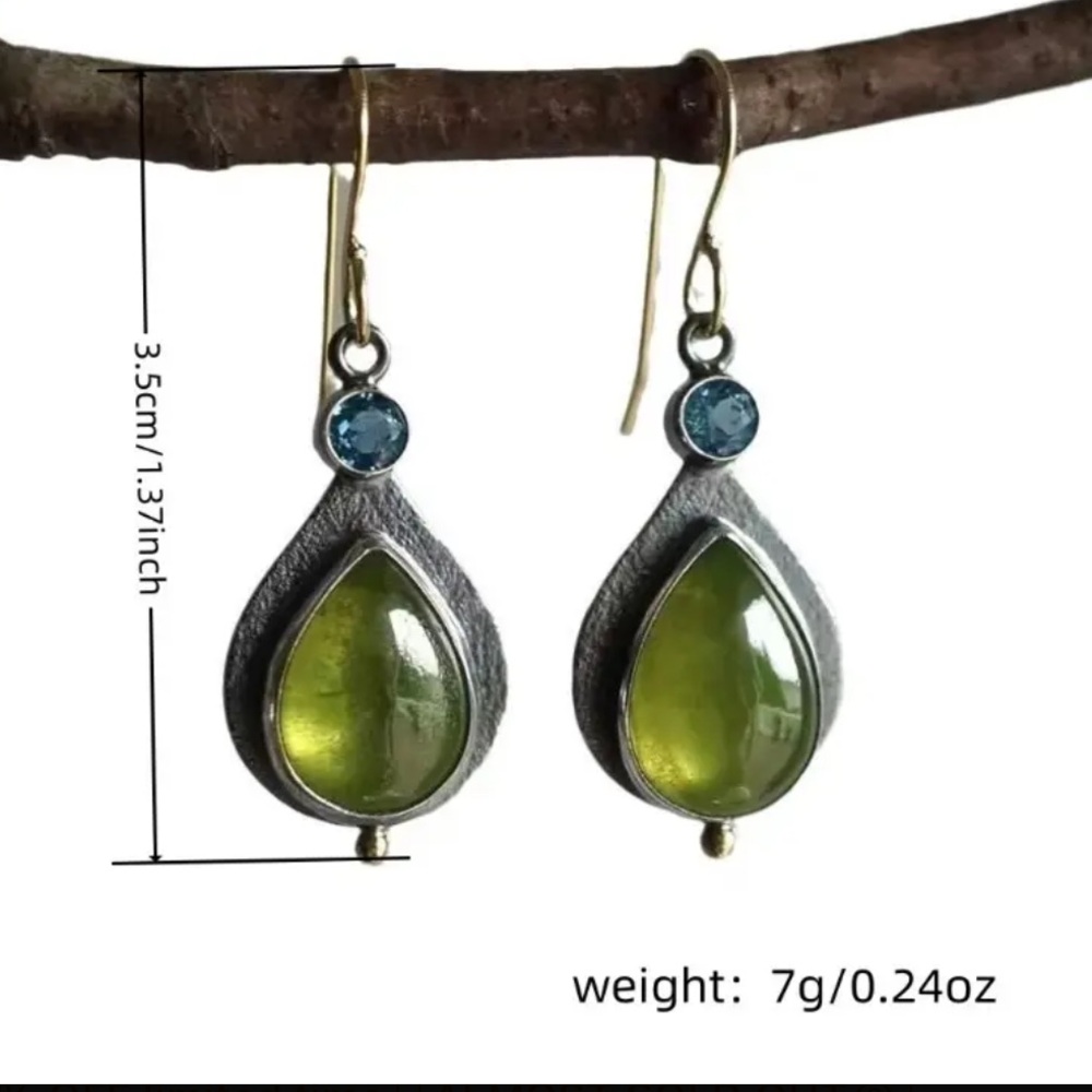 Boho-Chic Olive Green Cubic Zirconia Drop Earrings - Vintage Silvery-Plated - Picture 4 of 5